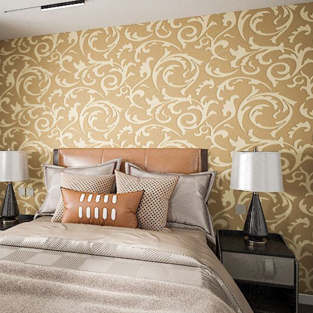 The wood wallpaper (houtbehang) offers multiple uses
