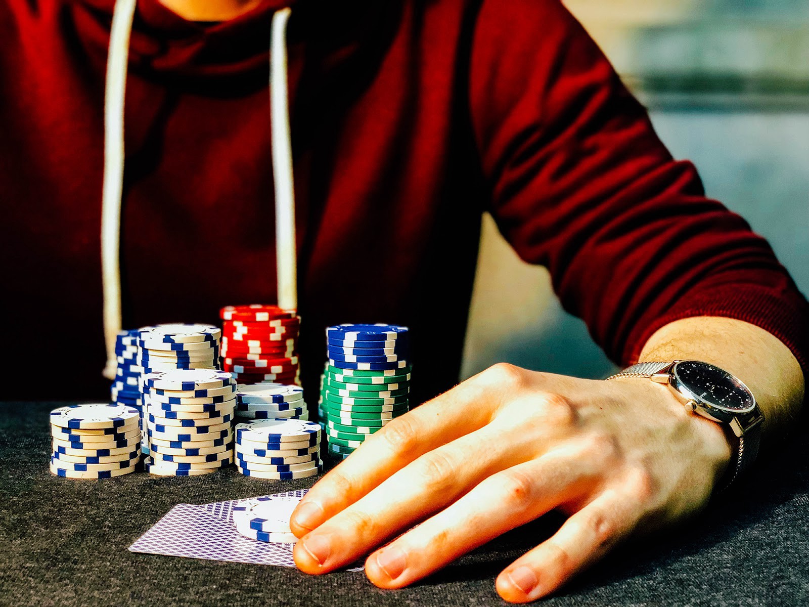 Tips to   have a clear understanding of poker merits