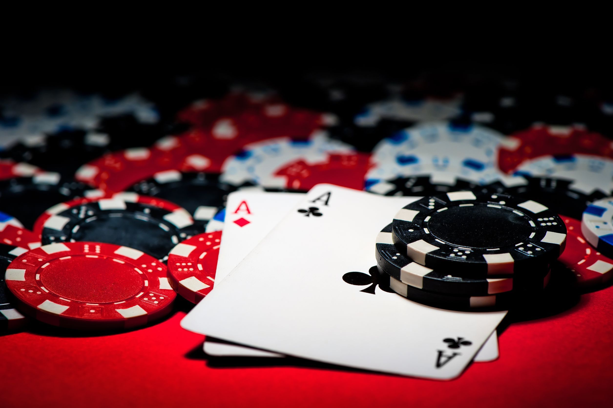 Tips to should followed to become an expert in poker games