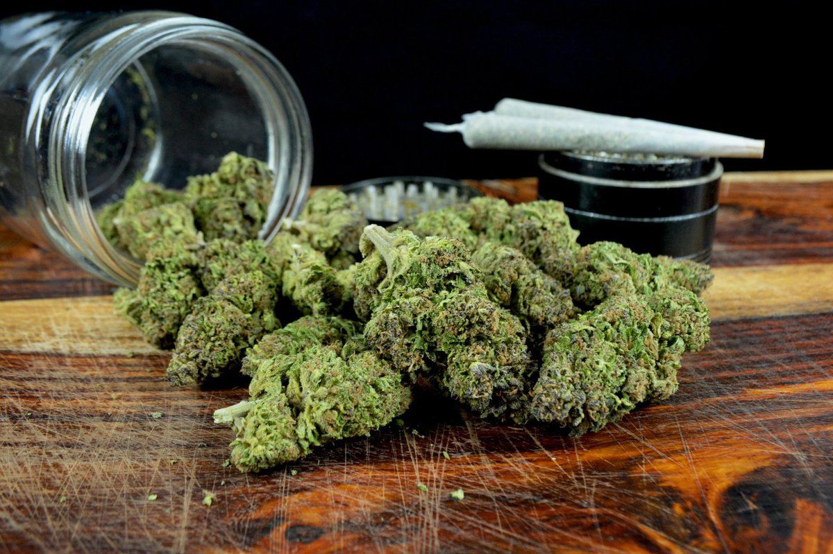 Benefits of purchasing weed online