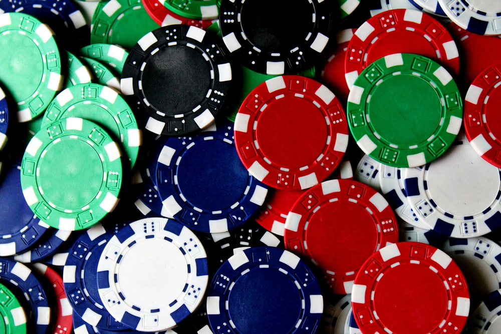 Online Poker : Choice Of The Modern Gambler