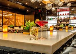 Pour Perfection: The Art of Hiring a Wedding Bartender